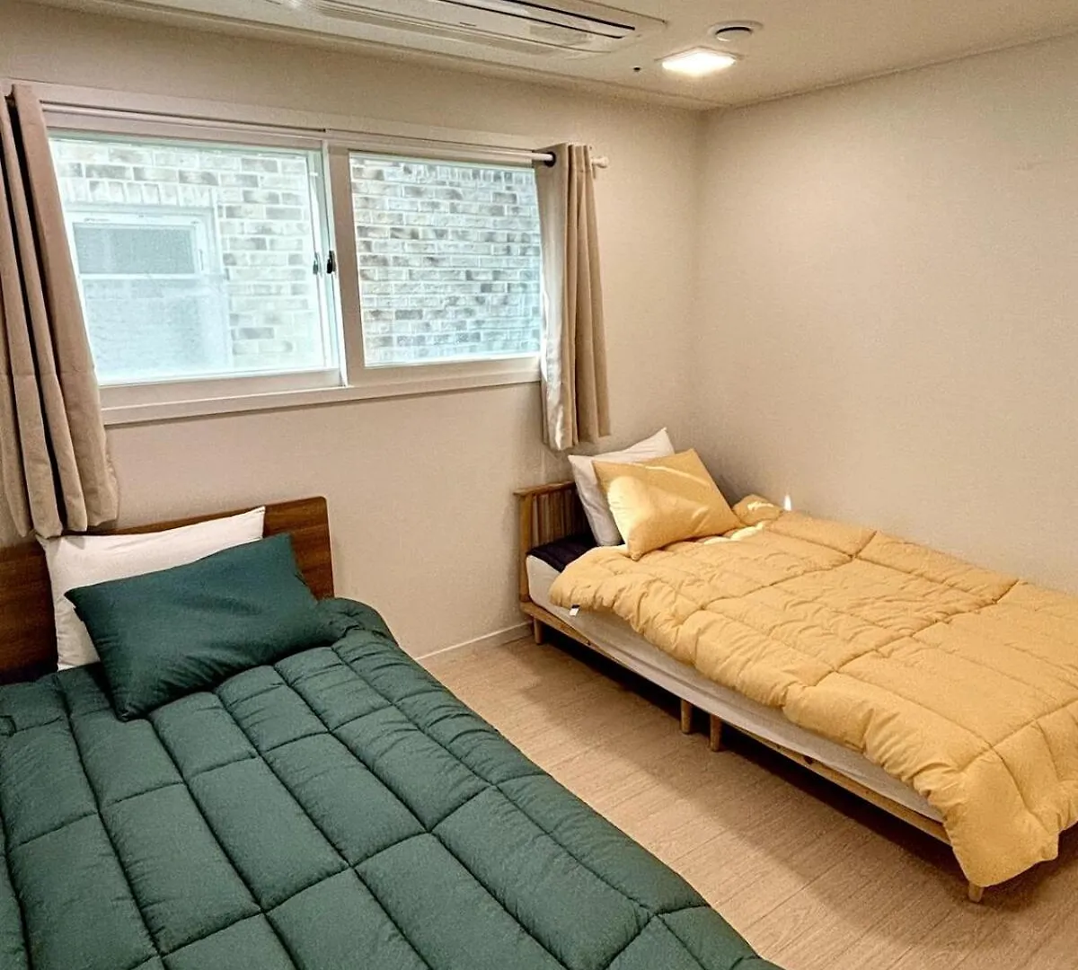Near Gocheok Dome, 2 Rooms, 2 Supersingle Beds, 4 People Szöul