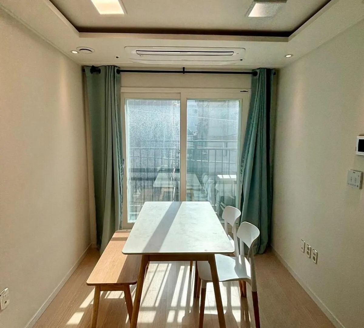 Near Gocheok Dome, 2 Rooms, 2 Supersingle Beds, 4 People Szöul